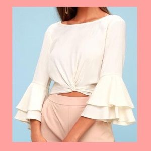 Lulu’s Bell Sleeve Twist Front Crop Top NWOT